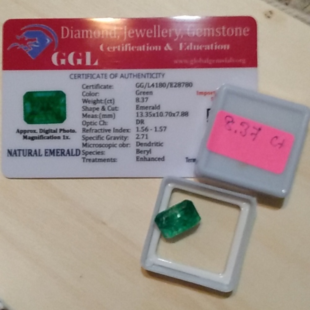 Natural emerald - Picture 6 of 6